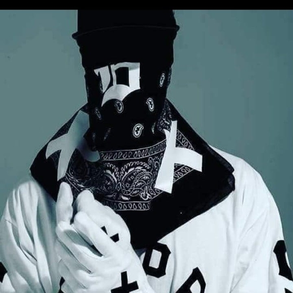 Meet your Posher, Joshua - Picture 1 of 1